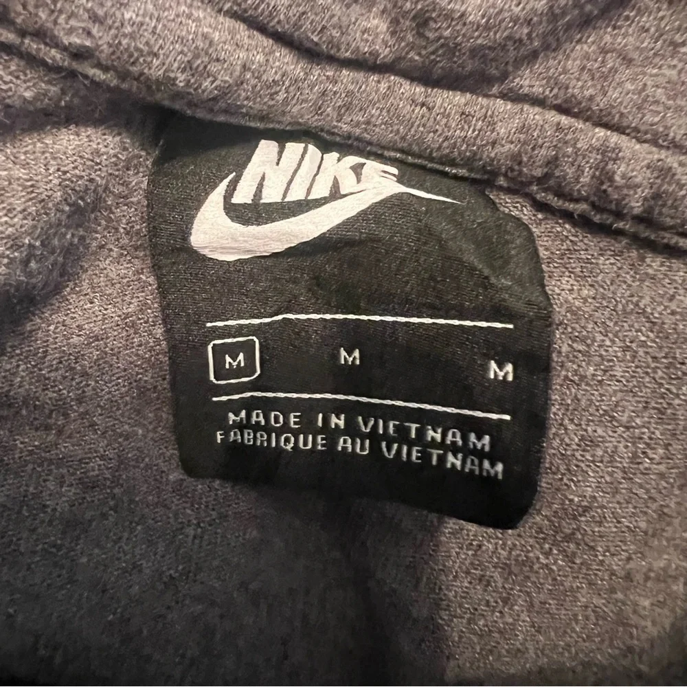 Nike Club Pullover Fleece Hoodie Men’s M Lightweight Dark Grey BV2749-071